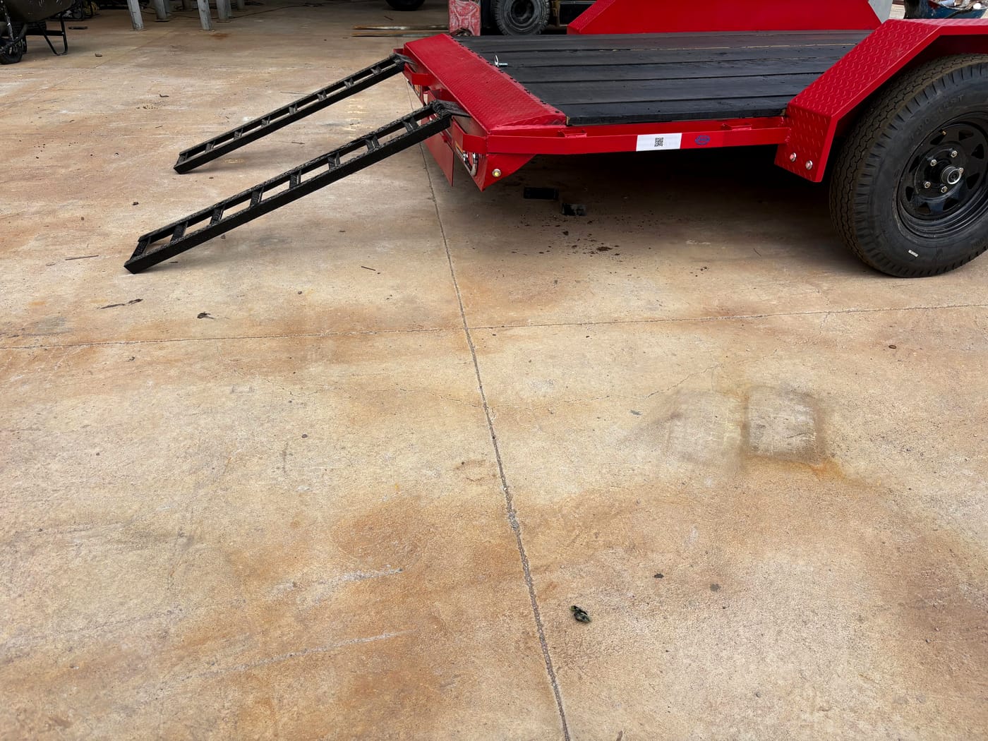 Rampas traseras del car hauler desplegadas